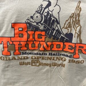 Big Thunder Mountain Disney parks T-shirt size LARGE. 50th Vault collection.